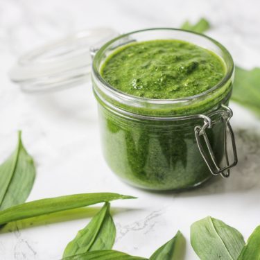 Vegan-Wild-Garlic-Pesto-1-500x375